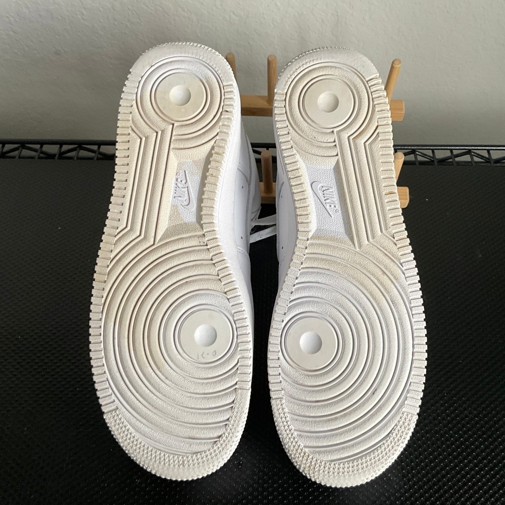 Nike Air Force 1 High 07 Triple White Mens Sneakers CW2290-111 Size 11 - Picture 2 of 12